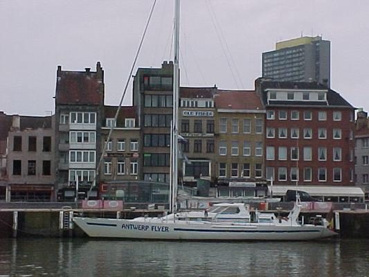 Antwerp Flyer, by Frederic Logghe