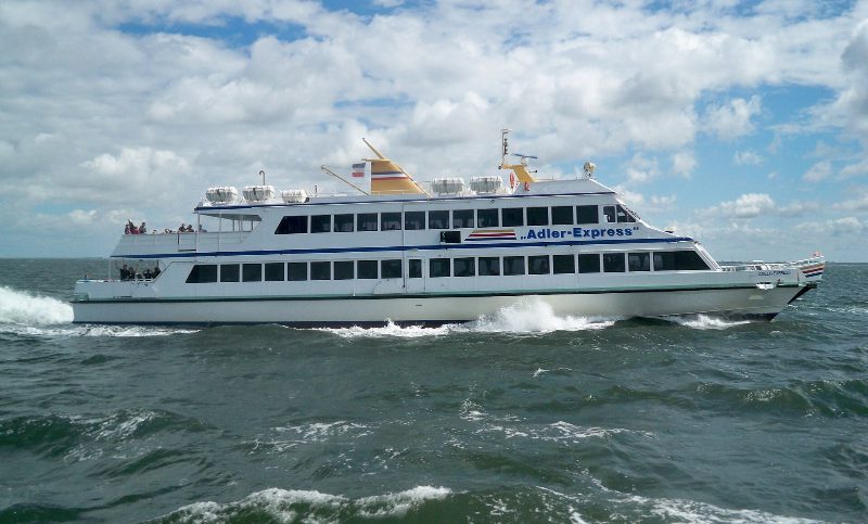 Adler-Express, by Vanellus Foto