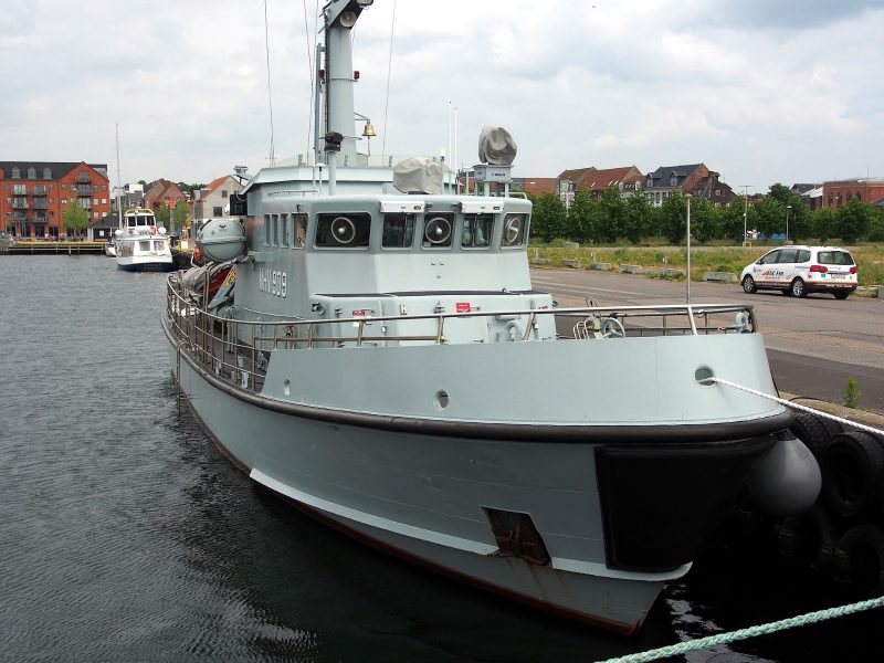 MHV 909 Speditøren, by Alf van Beem