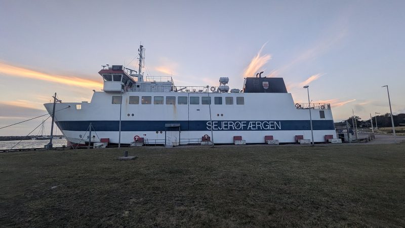 Sejerofaergen, by Stopplerstein