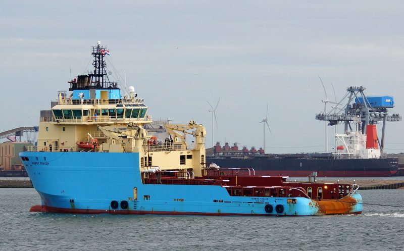 Maersk Tracer, by kees torn
