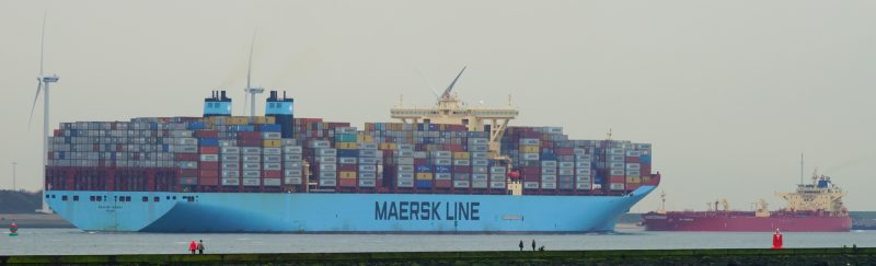 Magleby Maersk, by kees torn