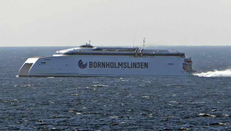 Express 5, by Wolfgang Fricke