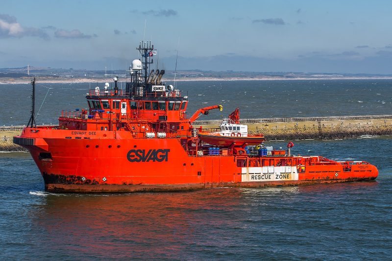 Esvagt Dee, by Alan Jamieson from Aberdeen, Scotland