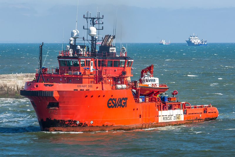 Esvagt Dee, by Alan Jamieson from Aberdeen, Scotland