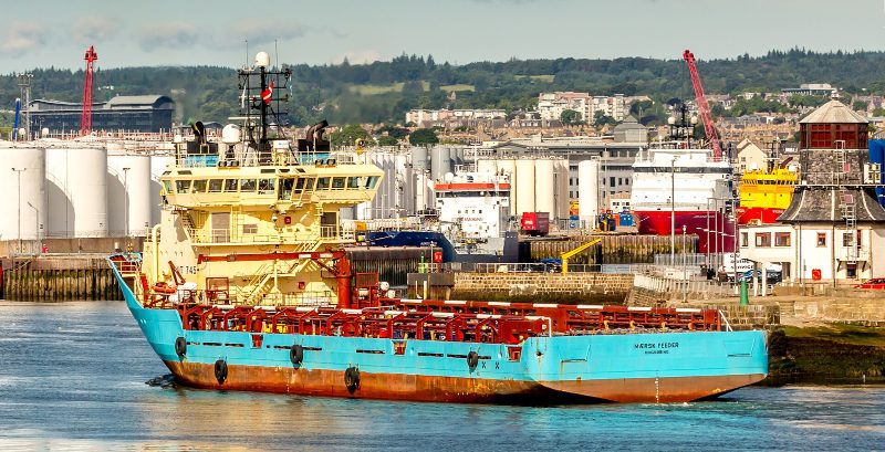 Maersk Feeder, by Alan Jamieson from Aberdeen, Scotland