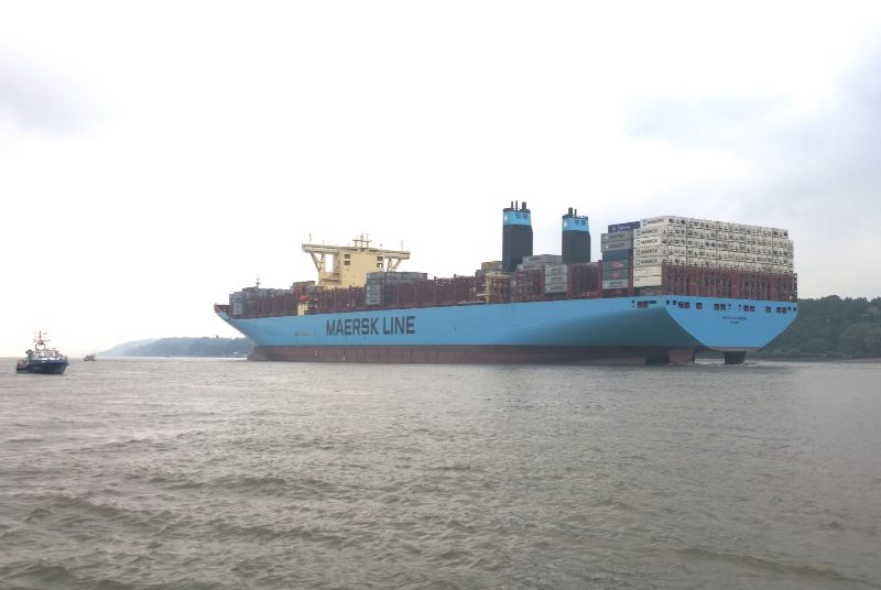 Mathilde Maersk, by hummelhummel