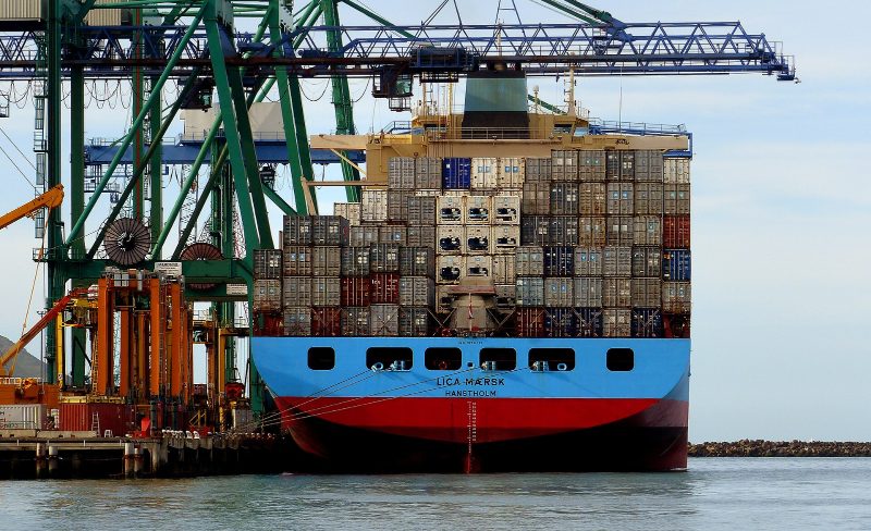Lica Maersk, by Bernard Spragg. NZ from Christchurch, New Zealand