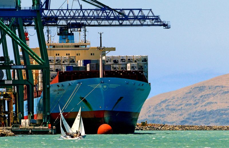 LARS MAERSK., by Bernard Spragg. NZ from Christchurch, New Zealand