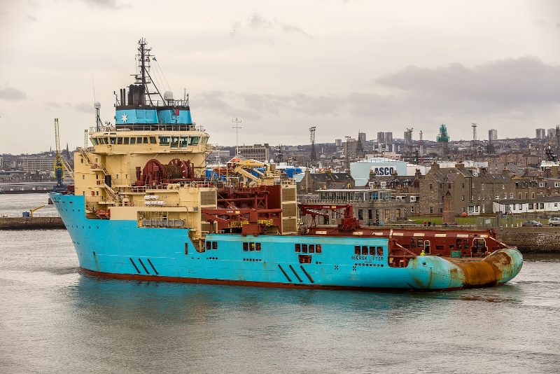 Mærsk Lifter, by Alan Jamieson from Aberdeen, Scotland