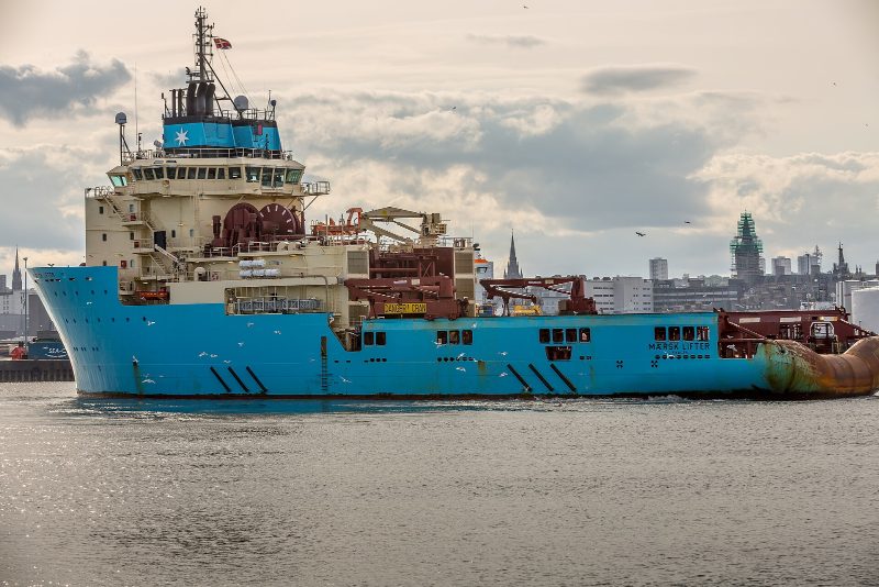 Mærsk Lifter, by Alan Jamieson from Aberdeen, Scotland
