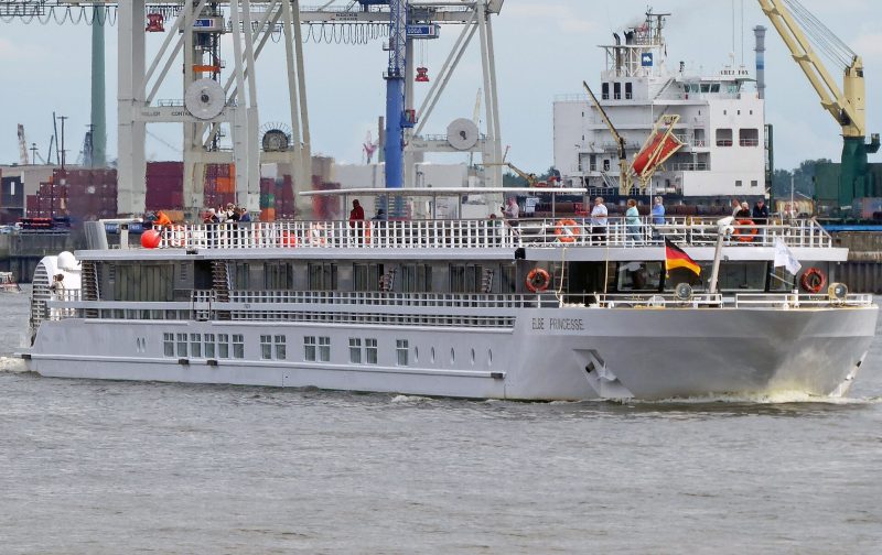 Elbe Princesse, by Wolfgang Fricke