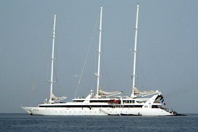 Le Ponant, by Antoine Morcello