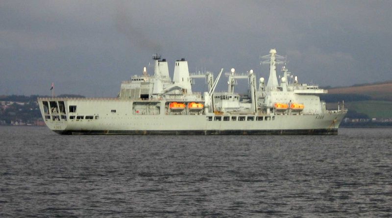 RFA Fort George, by User:Dave souza