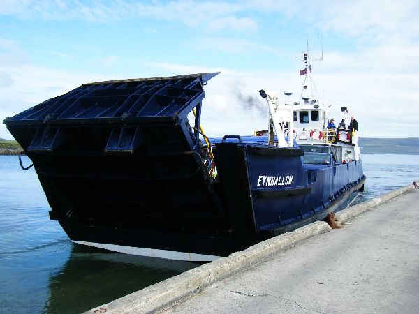 MV Eynhallow, by User:Finavon