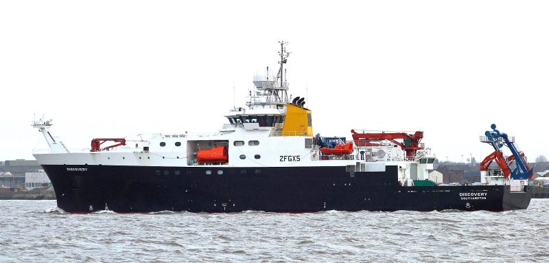 RRS Discovery, by Andrew