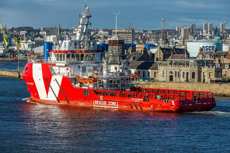 VOS Glamour, by Alan Jamieson from Aberdeen, Scotland
