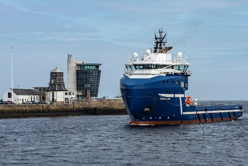 Troms Lyra, by Alan Jamieson from Aberdeen, Scotland