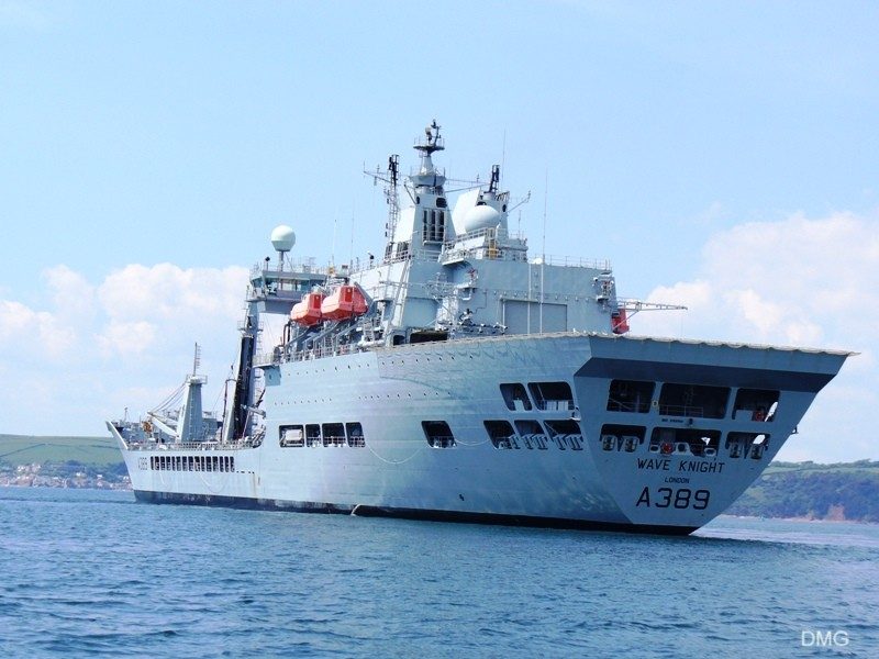 RFA Wave Knight (A389), by The original uploader was Dmgerrard at English Wikipedia.