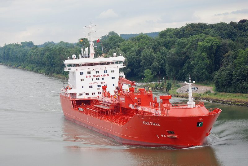 Sten Fjell at Kiel Canal, by Harvey Barrison from Massapequa, NY, USA