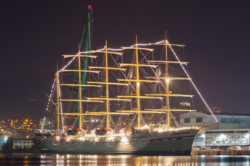 Flying Clipper, by Ballota