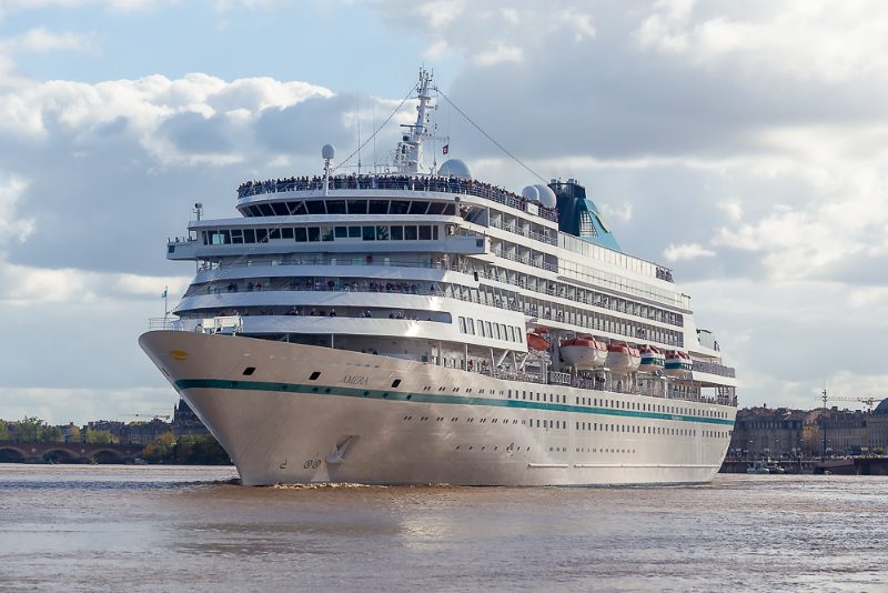 MS Prinsendam, by Patrice CALATAYU from Bordeaux, France