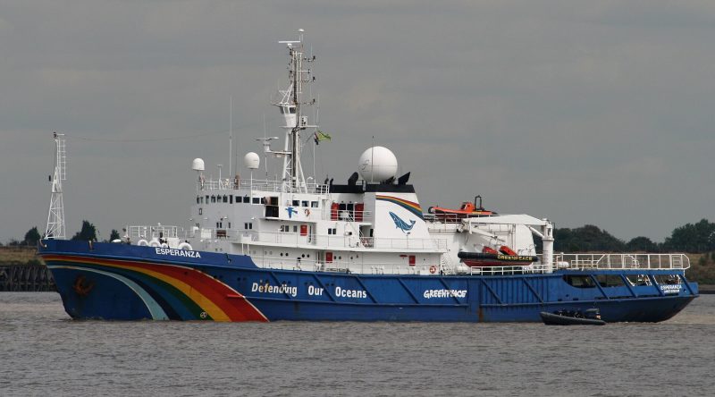 MV Esperanza, by Glen from United Kingdom