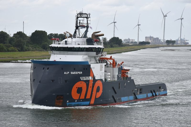 Alp Sweeper, by Niels Johannes