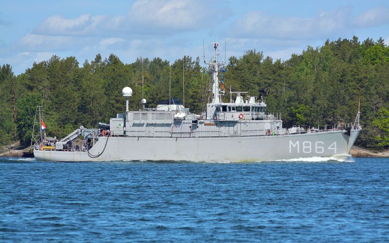 HNLMS Willemstad, by Esquilo