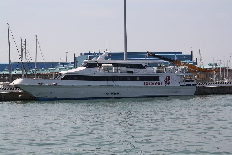 Acapulco Jet, by Piergiuliano Chesi
