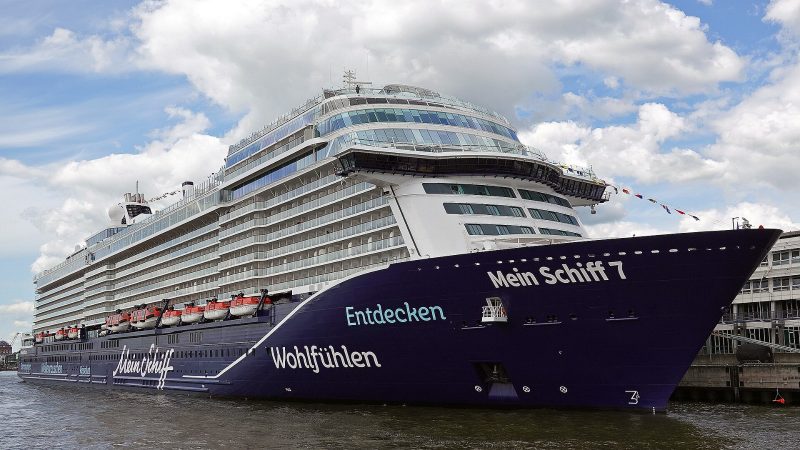 Mein Schiff 7, by Wolfgang Fricke