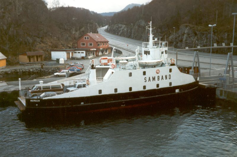 Samband, by Harald Sætre