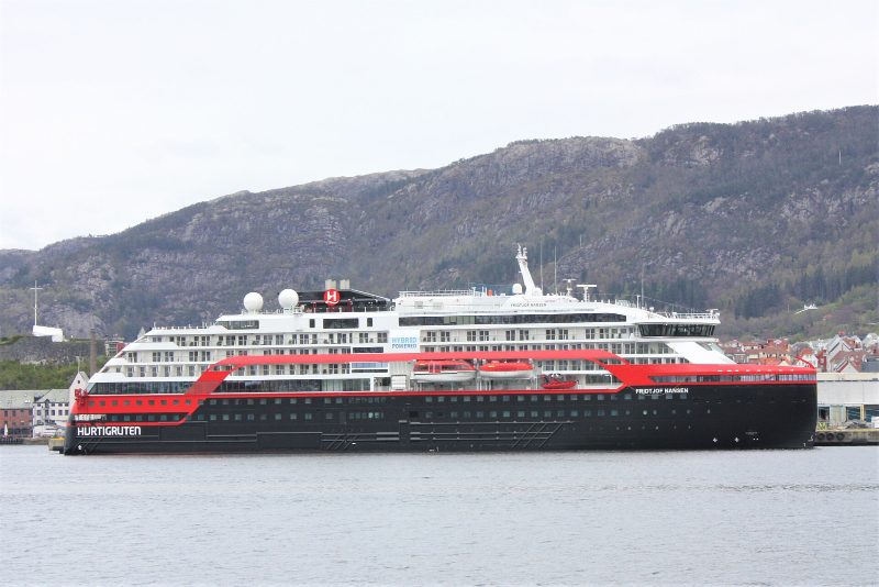 MS Fridtjof Nansen, by Cavernia