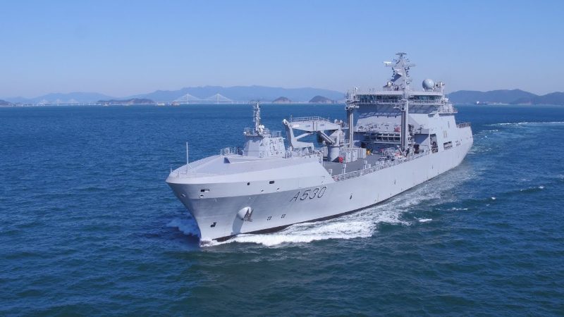 HNoMS Maud, by HNoMS Norge