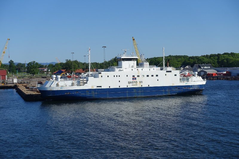 MF Sulafjord, by Ulflarsen