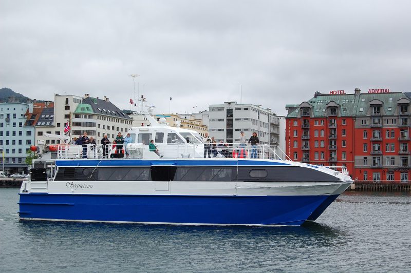 M/F Issehoved, by User:Sveter (Please credit as "Petr Šmerkl, Wikipedia" in case you use this outside WMF projects.)