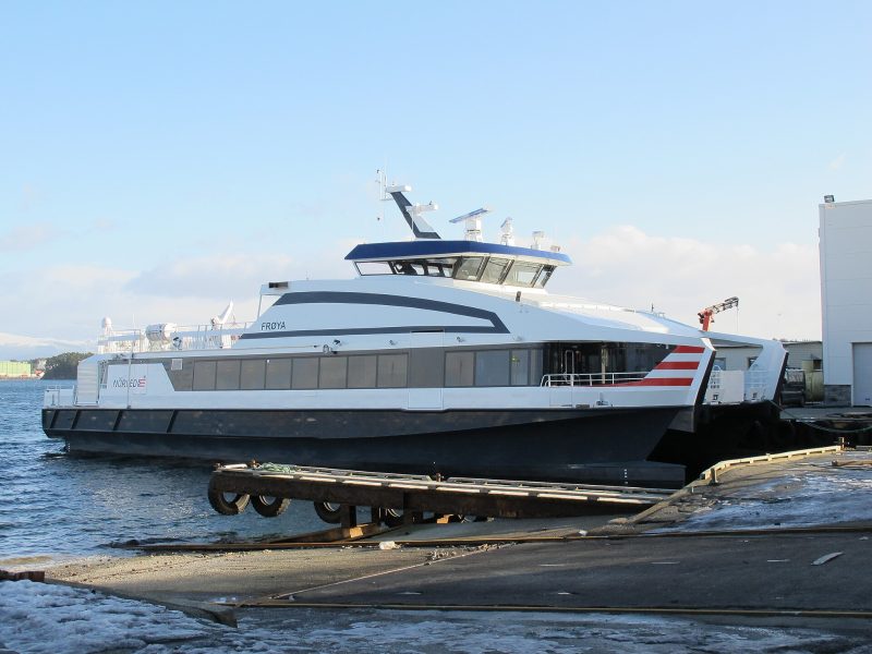 MS Frøya, by Harald Sætre