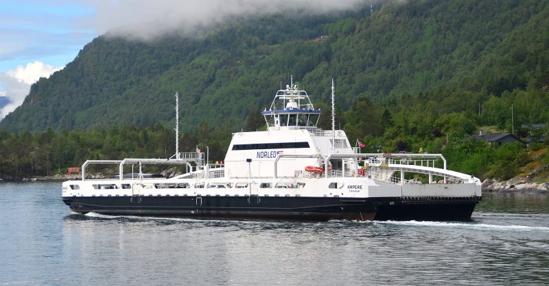 MV Ampere, by Wikimalte