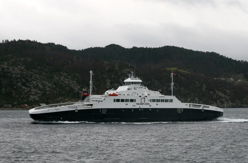 MF Raunefjord, by Jarvin