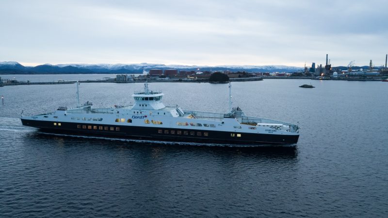 MF Storfjord, by Markus Skjelanger