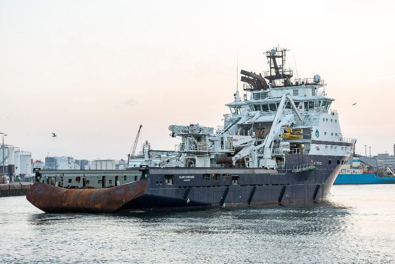 Island Vanguard, by Alan Jamieson from Aberdeen, Scotland