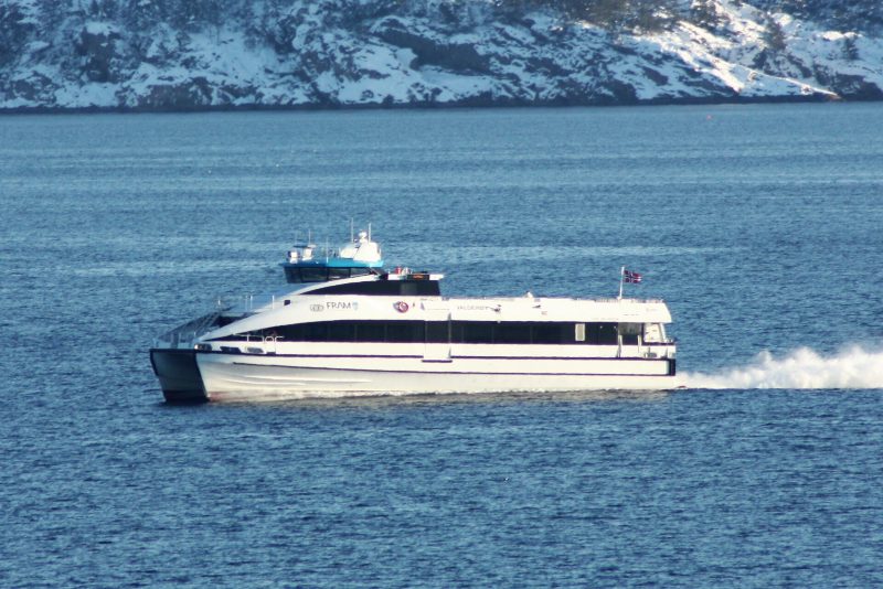 Valderøy, by Cavernia