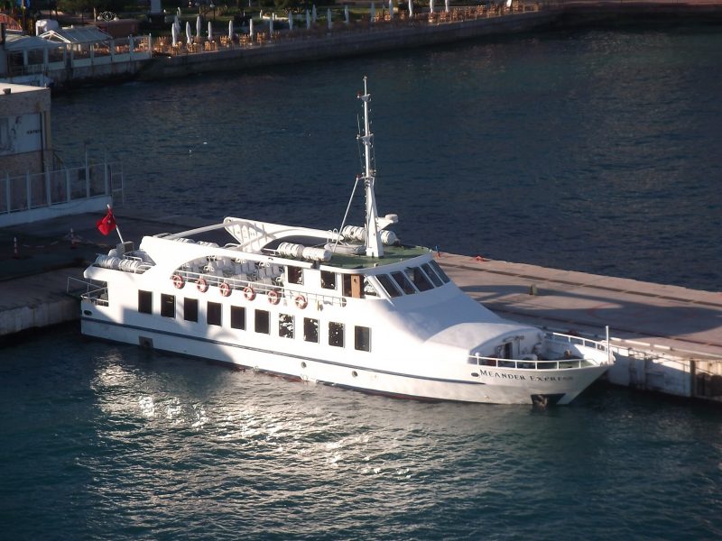 Meander Express, by Drdoht