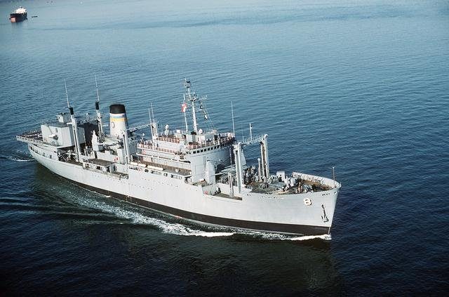 USNS Sirius, by https://www.navsource.net/archives/09/52/5208.htm