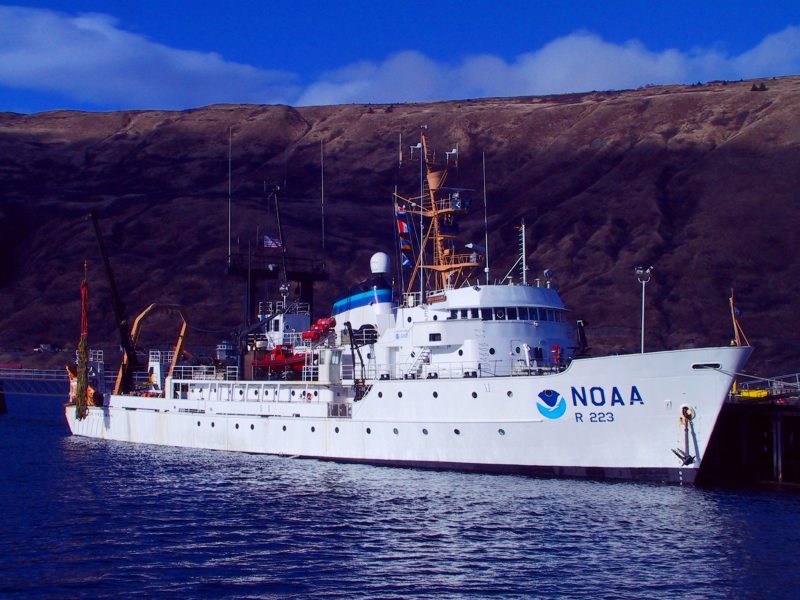 NOAAS Miller Freeman, by National Oceanic and Atmospheric Administration photo