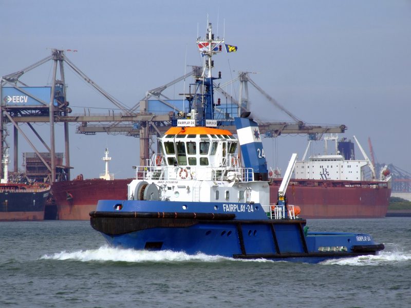 Fairplay 24, by Alf van Beem