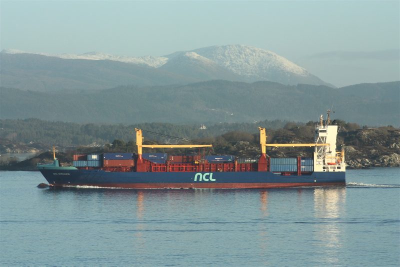 Passat, by Cavernia