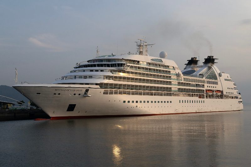 Seabourn Odyssey, by Spaceaero2