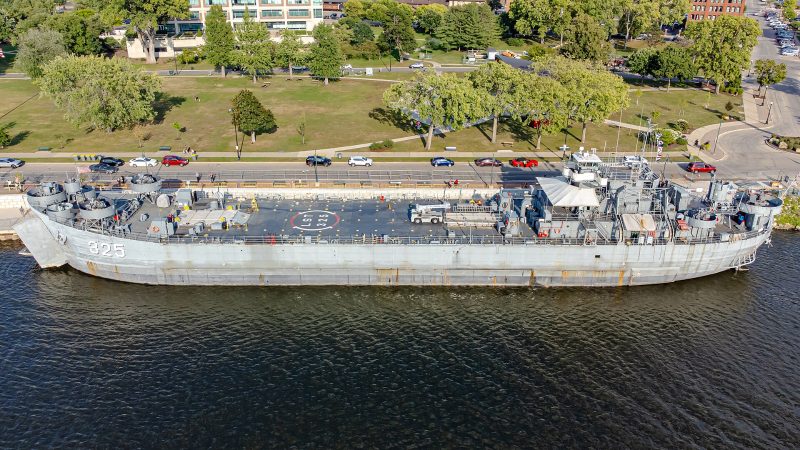 USS LST-325, by Wikideas1