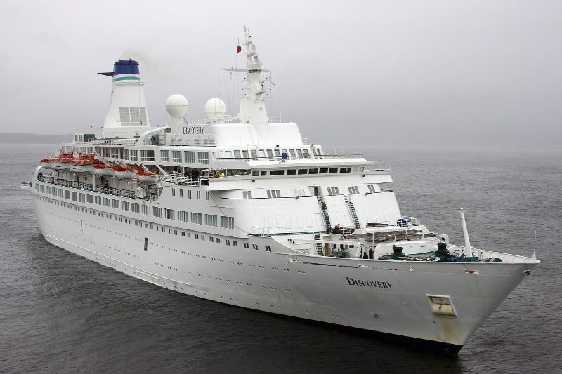 MV Discovery, by Niels Johannes